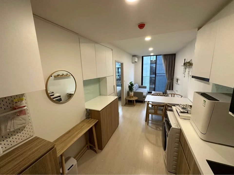 For sale or rent: Noble Ambience Sukhumvit 42, 1 bedroom, 1 bathroom, decorated in a controlled tone, comes with complete furniture, reserve now.