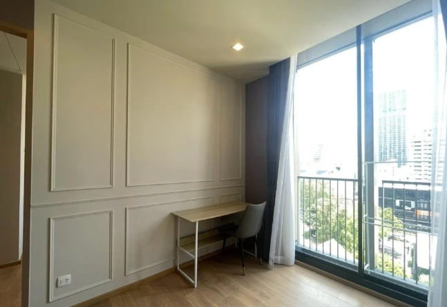 For Sale: Noble Around Sukhumvit 33 – 6th Floor, Corner Unit. Fully furnished and inviting. Book now—act fast!