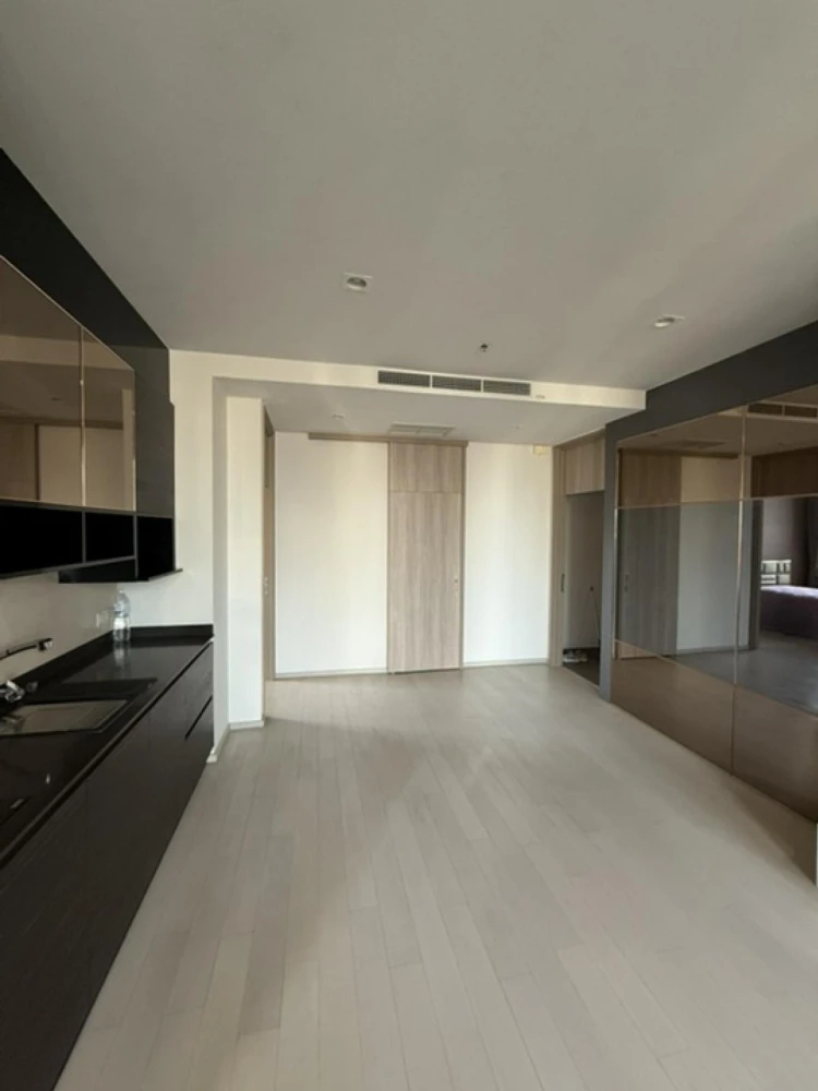 For sale: Noble Ploenjit, 18th floor, fully furnished room, ready to move in with your bags, book now, don't miss out!