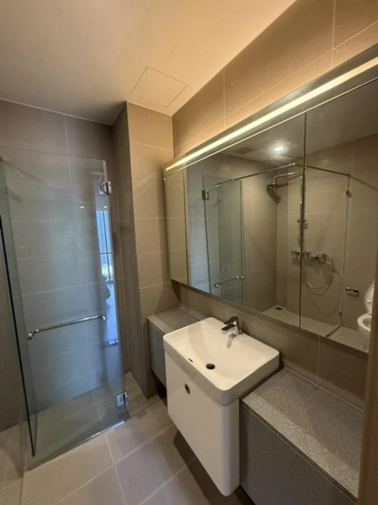 For sale: Noble Ploenjit, 18th floor, fully furnished room, ready to move in with your bags, book now, don't miss out!
