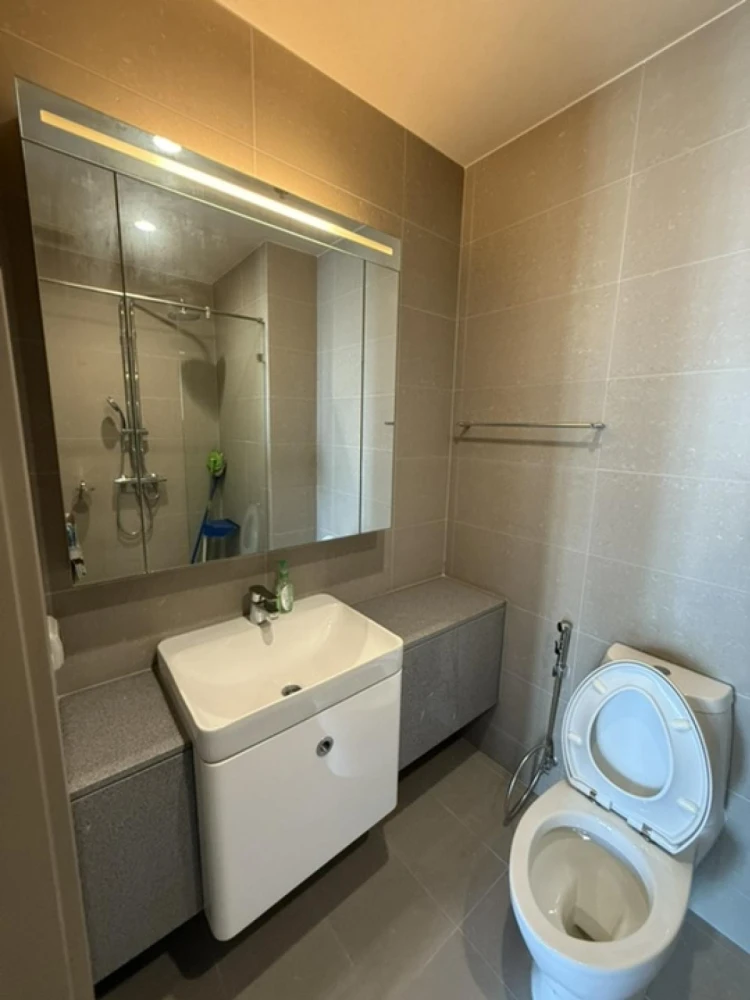 For sale: Noble Ploenjit, 18th floor, fully furnished room, ready to move in with your bags, book now, don't miss out!