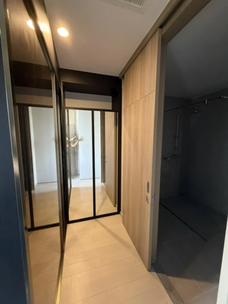 For sale: Noble Ploenjit, 18th floor, fully furnished room, ready to move in with your bags, book now, don't miss out!