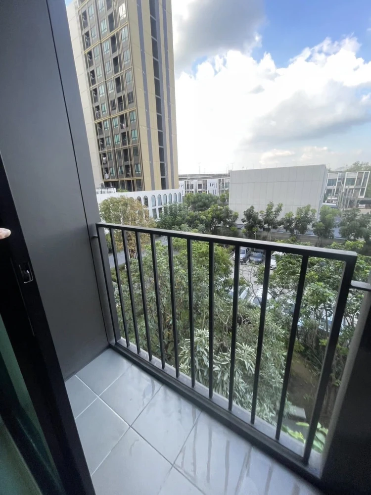Selling Nue Connex Don Mueang condo. Ready to move in, fully furnished + complete appliances. Book now!