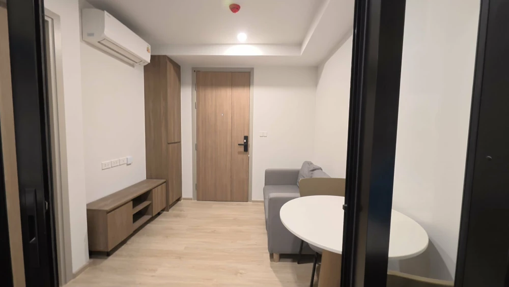 Selling 1 bedroom, 1 bathroom unit at Nue Core Khu Khot Station. Fully furnished with complete amenities. Book now!