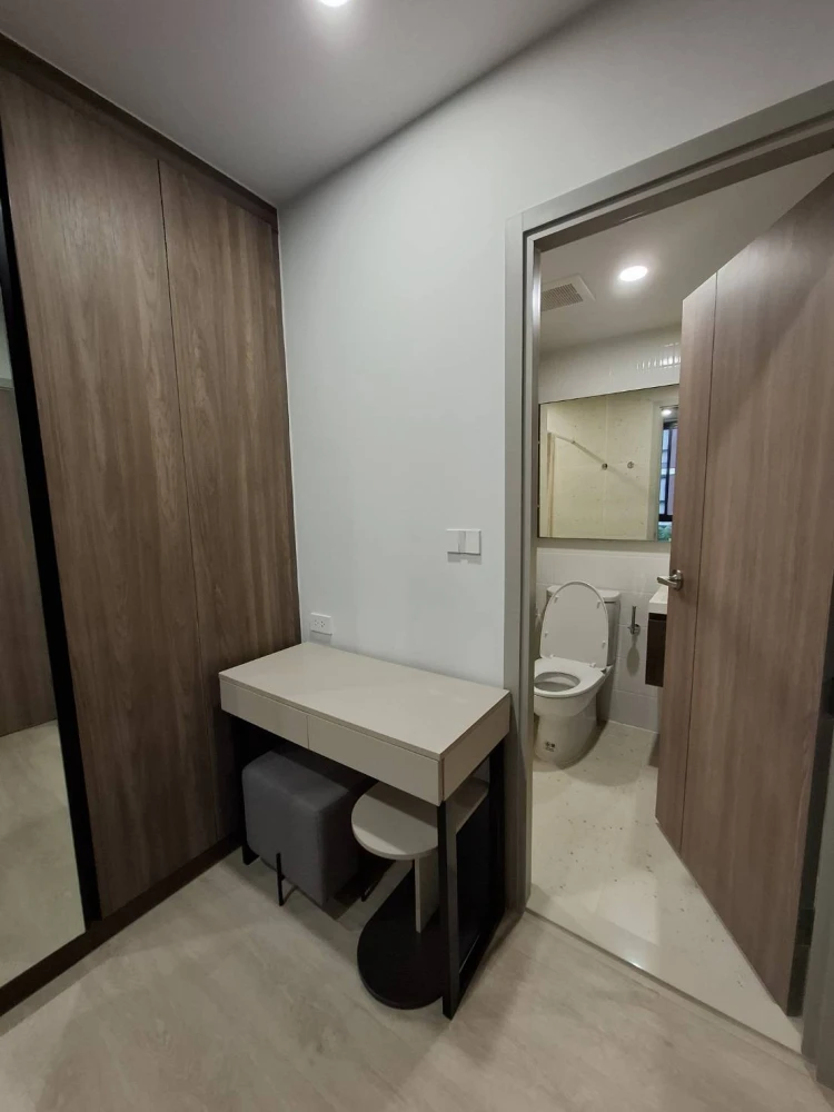 Selling a 1-bedroom unit near Nue Core Khu Khot Station, fully furnished. Don't just look, reserve it!