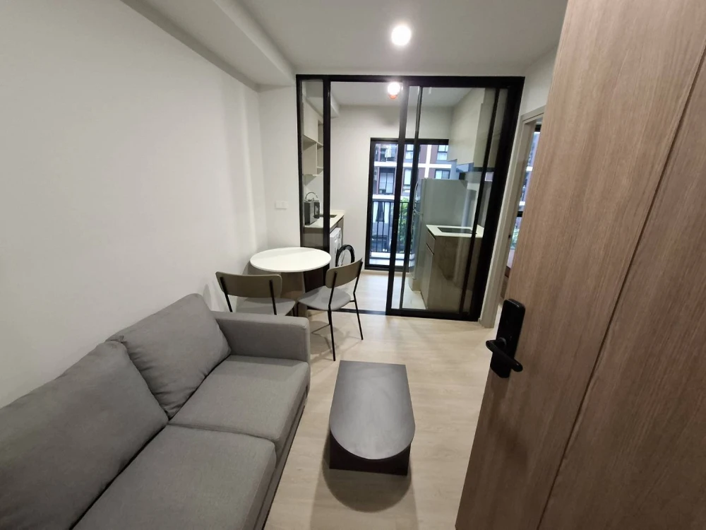 Selling a 1-bedroom unit near Nue Core Khu Khot Station, fully furnished. Don't just look, reserve it!