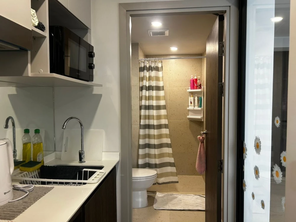 For sale: Nue Cross Khu Khot Station, fully furnished, nice place to live, reserve now, don't miss out!
