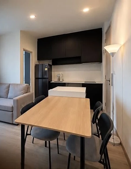 For Sale: NUE DISTRICT R9 – High-floor unit, 2 bedrooms, 1 bathroom. Fully furnished and equipped with appliances; ready to move in.