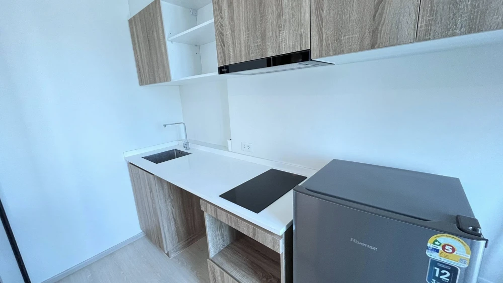 Selling NUE Noble Faichai - Wang Lang. Spacious, ready-to-move-in unit on a high floor, corner unit, fully furnished. Book now! Don't miss out!