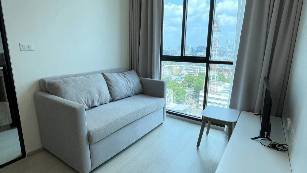 Selling NUE Noble Faichai - Wang Lang. Spacious, ready-to-move-in unit on a high floor, corner unit, fully furnished. Book now! Don't miss out!