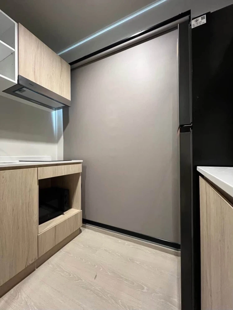For Sale: NUE Noble Ngamwongwan. Move-in ready unit with full facilities. Great price—book now, don't miss out!
