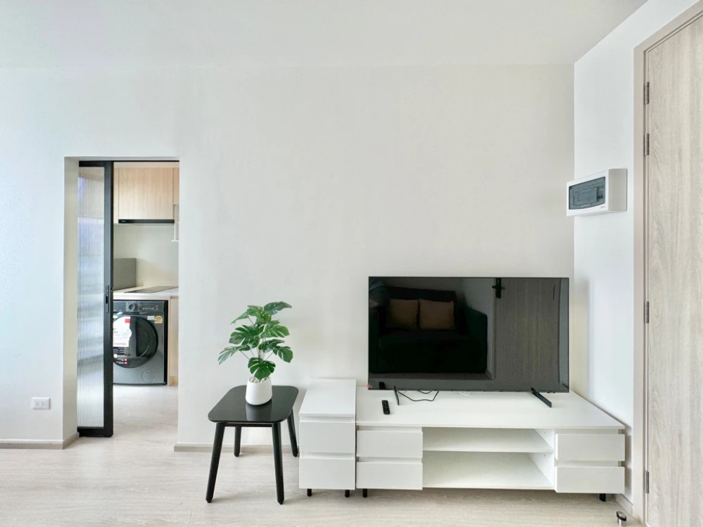 For sale: NUE Noble Ratchada-Ladprao, 14th floor, open view, no buildings blocking, fully furnished, nice to live in, reserve now.