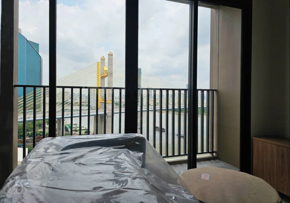 Selling NUE RIVEREST Ratchaburana, corner unit, north facing, front building next to the river, wide frontage, river view towards Rama IX Bridge and c
