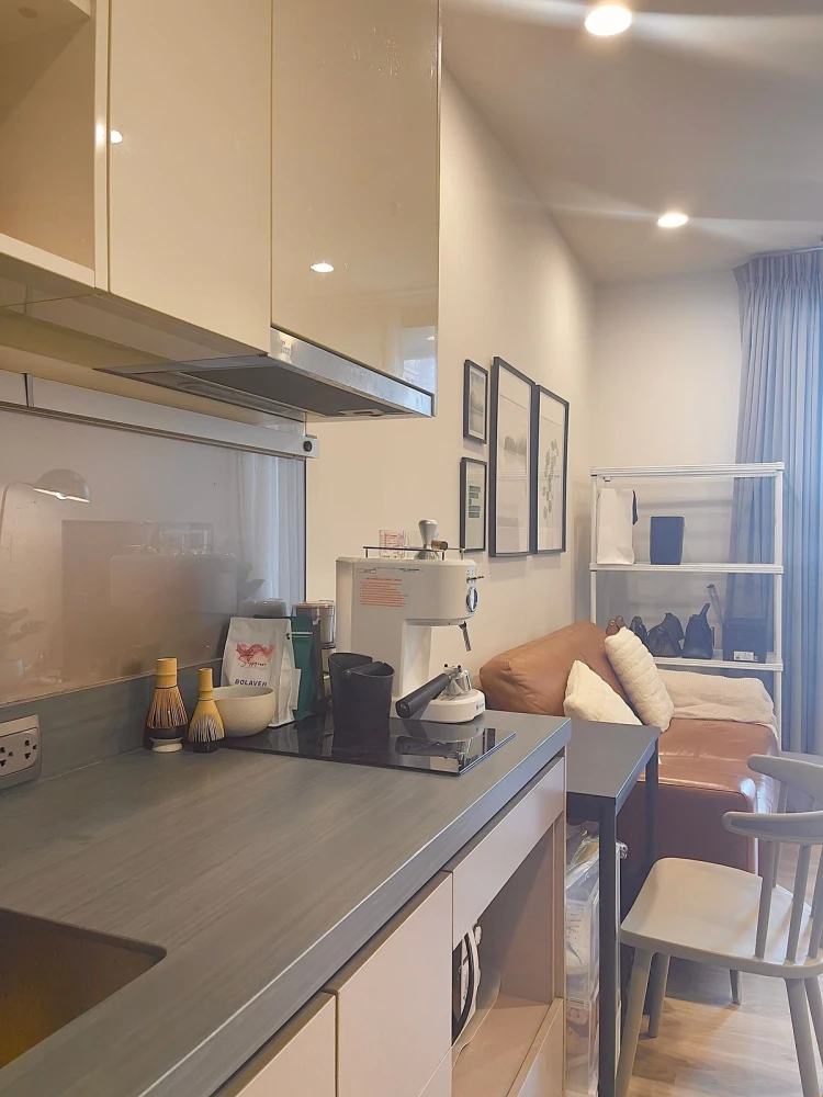 For sale: Oka Haus Sukhumvit 36, 16th floor, beautiful view, open, fully furnished, ready to move in, reserve now.