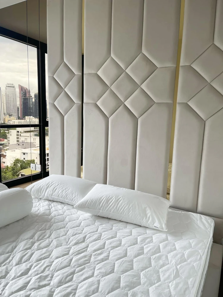 For sale: Oka Haus Sukhumvit 36, beautiful room with quality built-in furniture. Interested? Hurry and reserve now!
