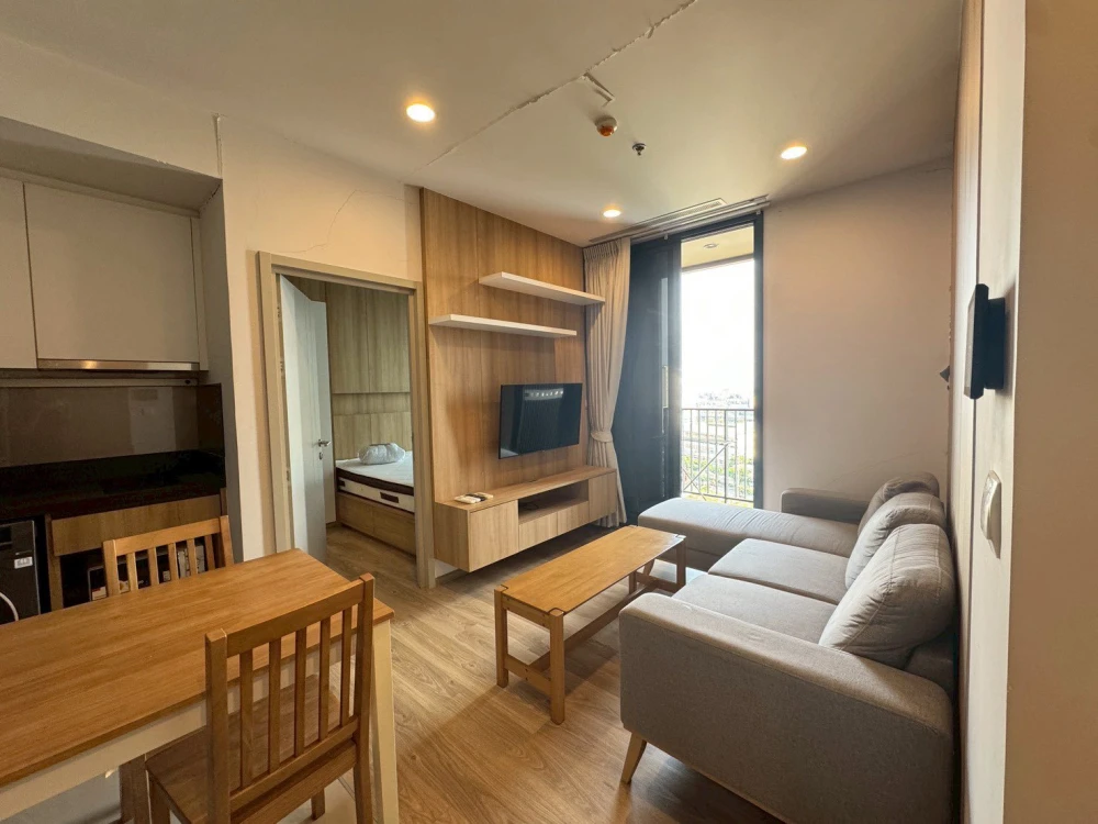For sale: OKA Haus Sukhumvit 36, 16th floor, corner building, river view, quiet, with excellent built-in furniture. Don't miss out!