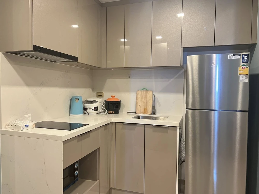 For sale: One 9 Five, high floor, beautiful view (53rd floor), beautifully decorated room, looks good, very livable, hurry and reserve now.
