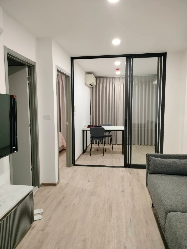 Selling a comfortable 3rd floor unit at Oneder Kaset, fully furnished. Book now! Limited time offer.