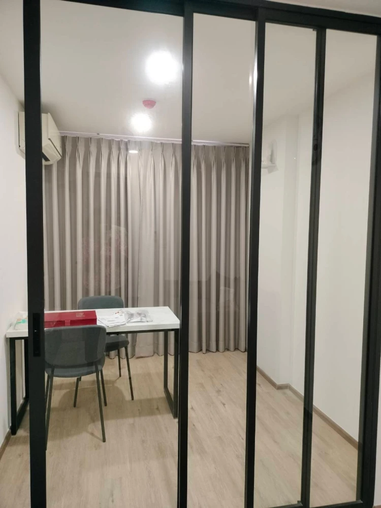Selling a comfortable 3rd floor unit at Oneder Kaset, fully furnished. Book now! Limited time offer.