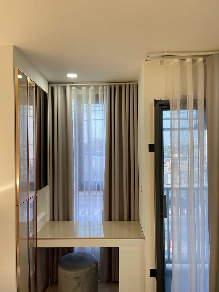 Selling a unit at Oneder Kaset, 3rd floor. Excellent location and fully furnished. Don't miss out!