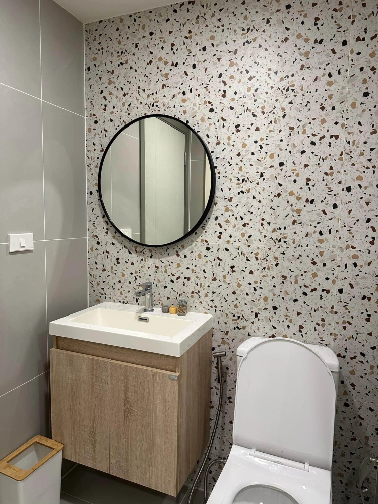 Selling ONEDER KASET ready-to-move-in rooms with complete furniture and amenities. Book now!