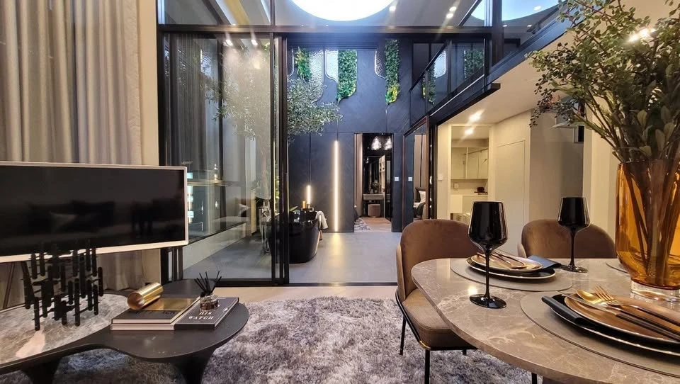 ขาย ORIGIN COURTYARD THONGLOR ชั้น 15 ห้อง Duplex มี 3 ห้องนอน, 2 ห้องน้ำ พื้นที่ใช้สอยเยอะมากๆ บอกเลยว่าต้องจอง