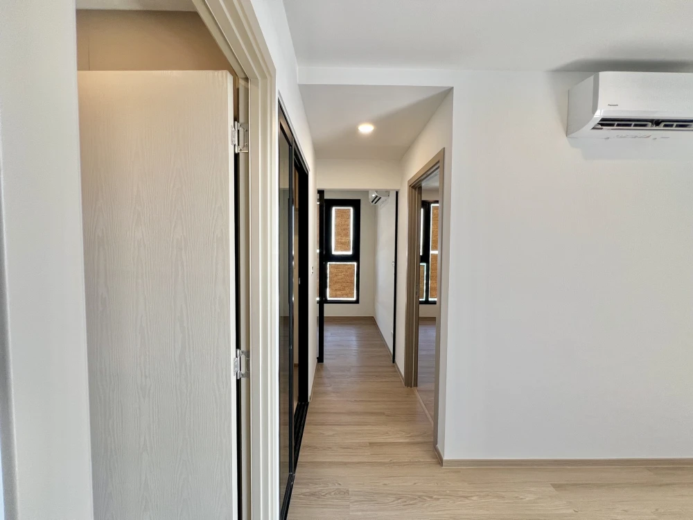 Selling Origin Play Bangkhunnon Triple Station unit, high floor, good ventilation, very livable. Book now!