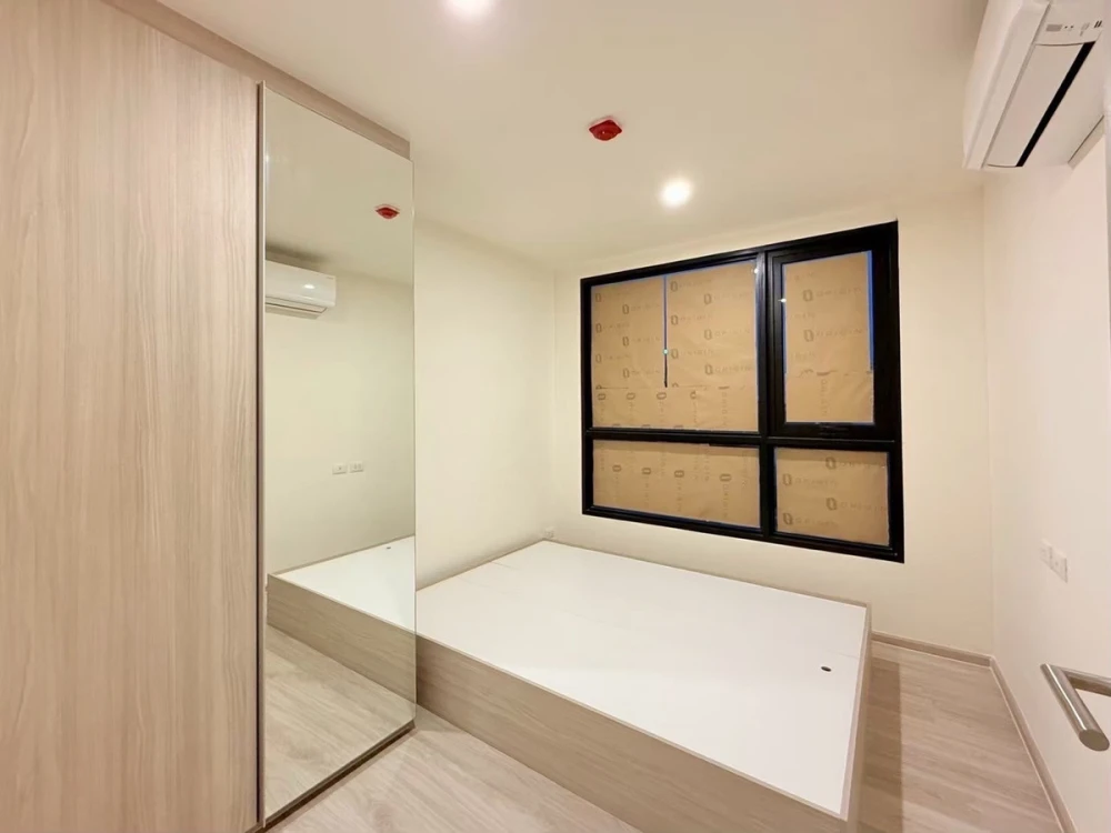 Selling Origin Play Sri Udom Station condo unit. Empty, spacious, and comfortable. Buy now!