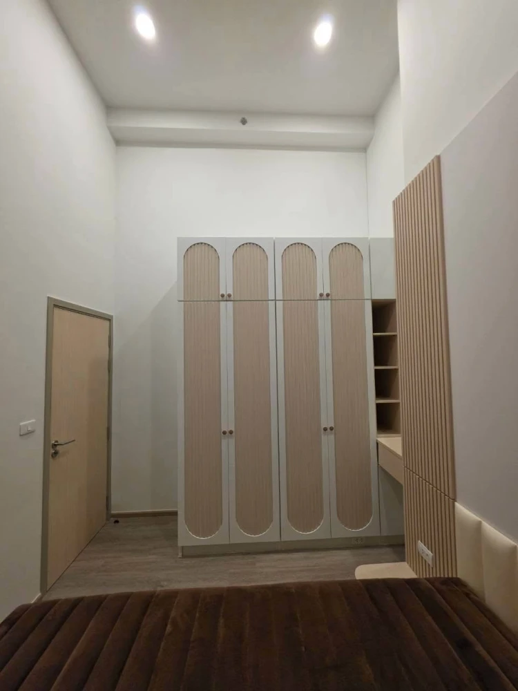 For Sale: Origin Plug & Play Nonthaburi Station. 20th-floor corner unit featuring a beautiful, unobstructed view and an airy feel. Comes with superb b