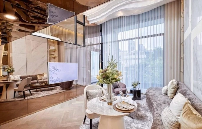 Selling Origin Thonglor World, 17th floor. Excellent project with complete facilities. Book now!