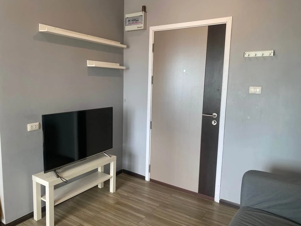 Selling Origins Bangmod-Rama 2, 8th floor unit. Great location, city view, full amenities. Book now!