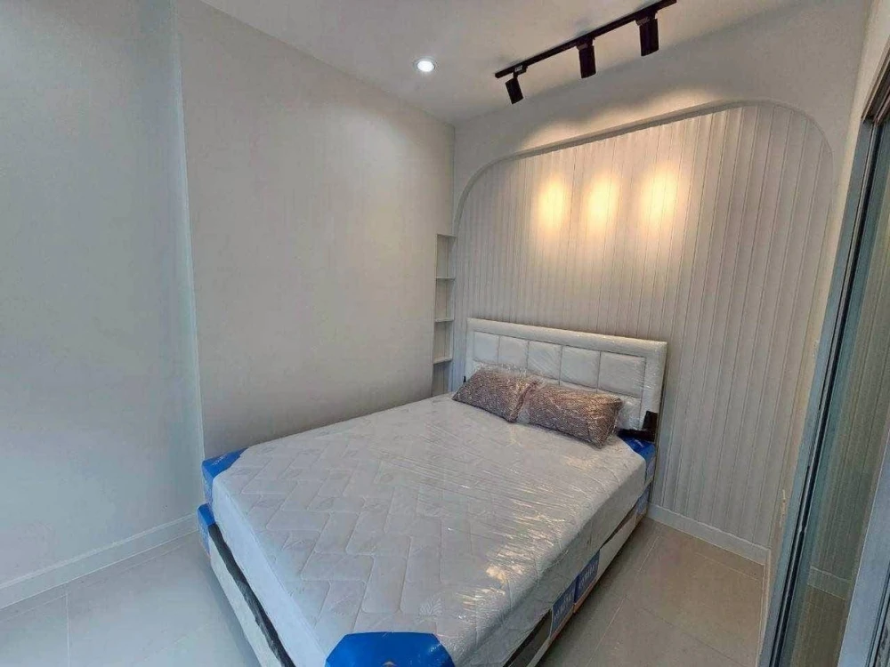 For sale: Origins Bangmod-Rama 2, 2 bedrooms, nice living space, comes with furniture and appliances. Reserve now!