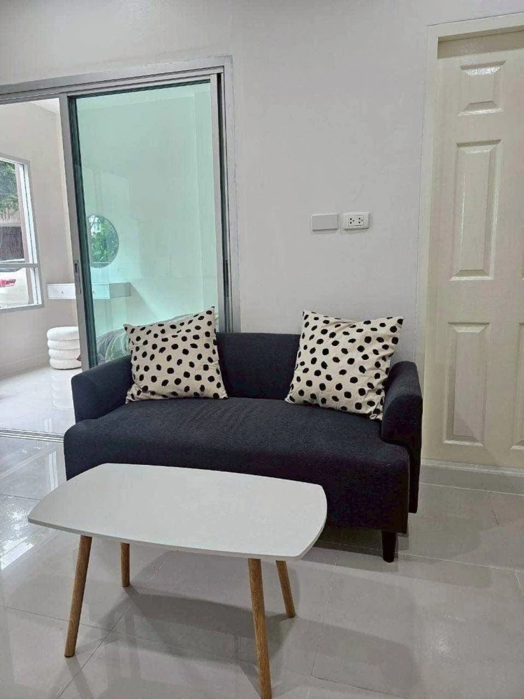 For sale: Origins Bangmod-Rama 2, 2 bedrooms, nice living space, comes with furniture and appliances. Reserve now!