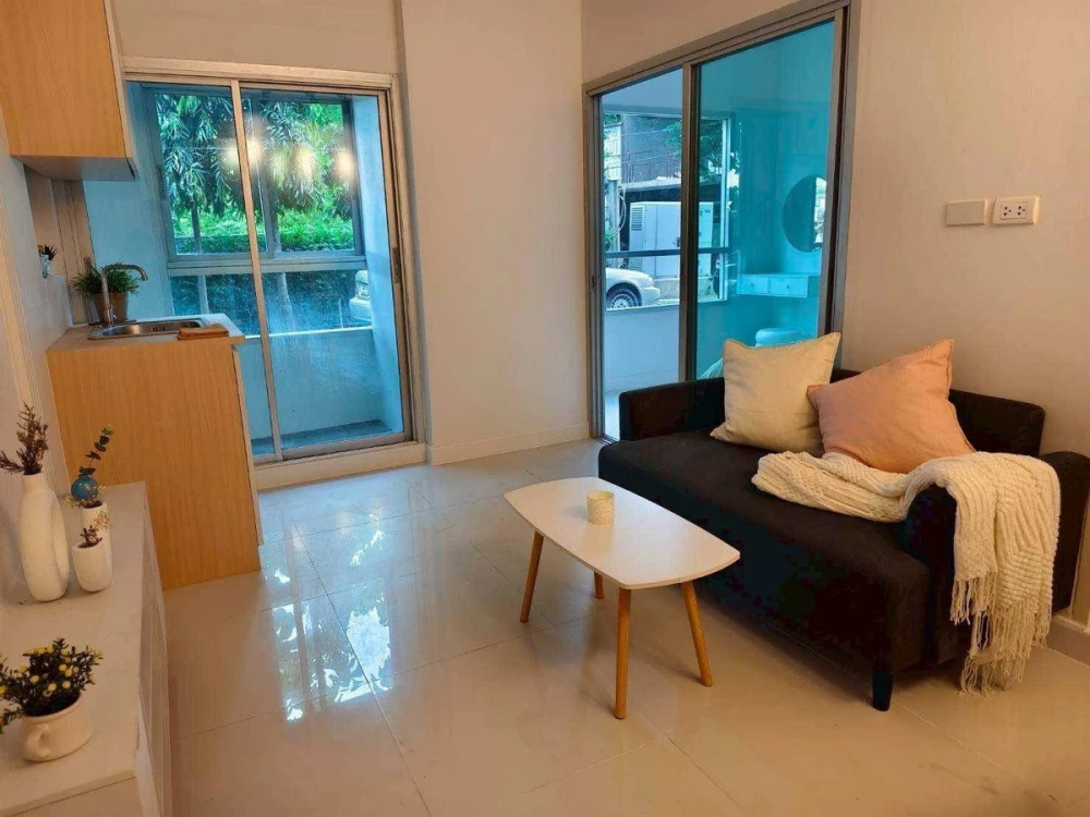 For sale: Origins Bangmod-Rama 2, 2 bedrooms, nice living space, comes with furniture and appliances. Reserve now!
