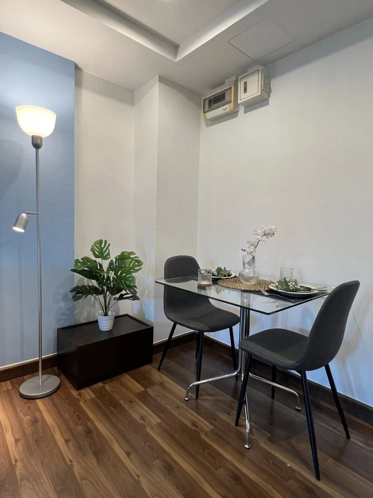 For sale: PARC EXO Kaset-Navamintra, beautifully decorated room, superb built-in headboard wall, fully furnished, don't miss out.