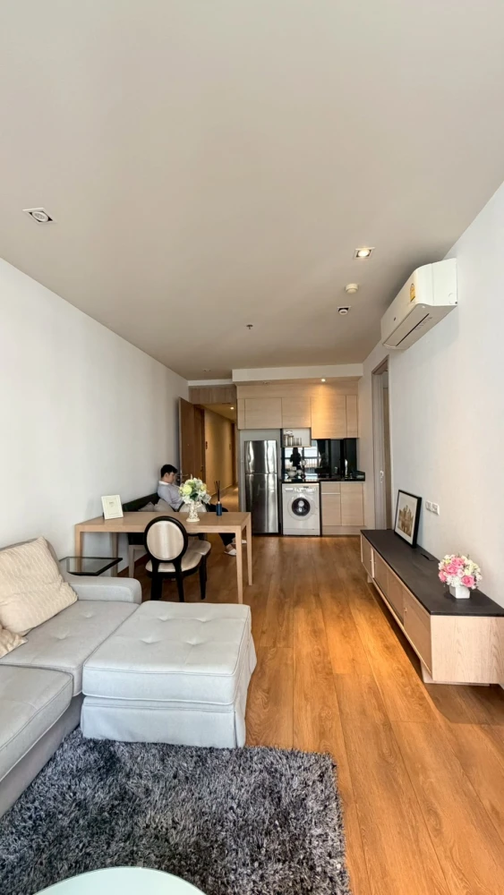 Selling a 2-bedroom unit at Park 24 Origin Phrom Phong. Spacious living area, fully furnished. Don't miss this great deal!