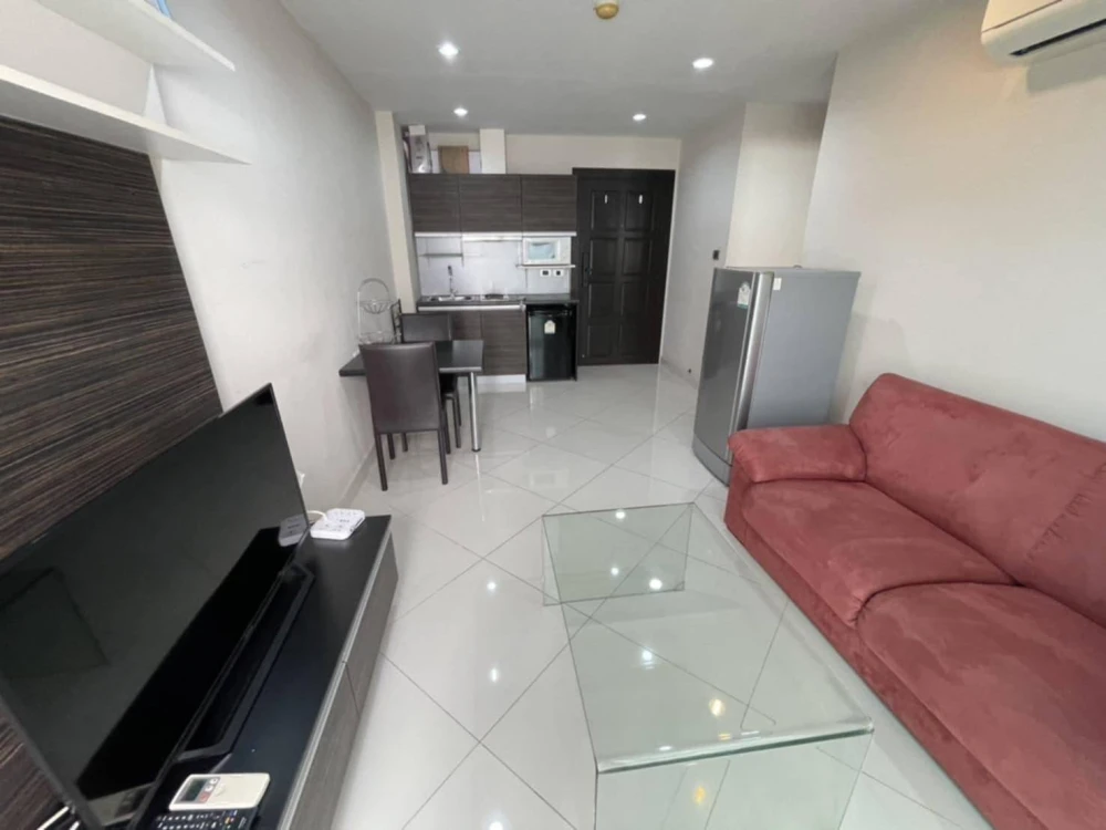 For sale Park Lane Jomtien, ready to move in, pool view, full facilities, hurry and book now, don't miss out++