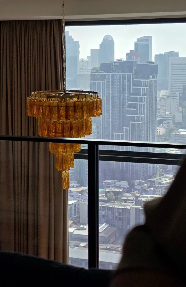 Selling a unit at Park Origin Chula Samyan, 34th floor – the highest floor with stunning city views. Stylish and chic interior. Book now!