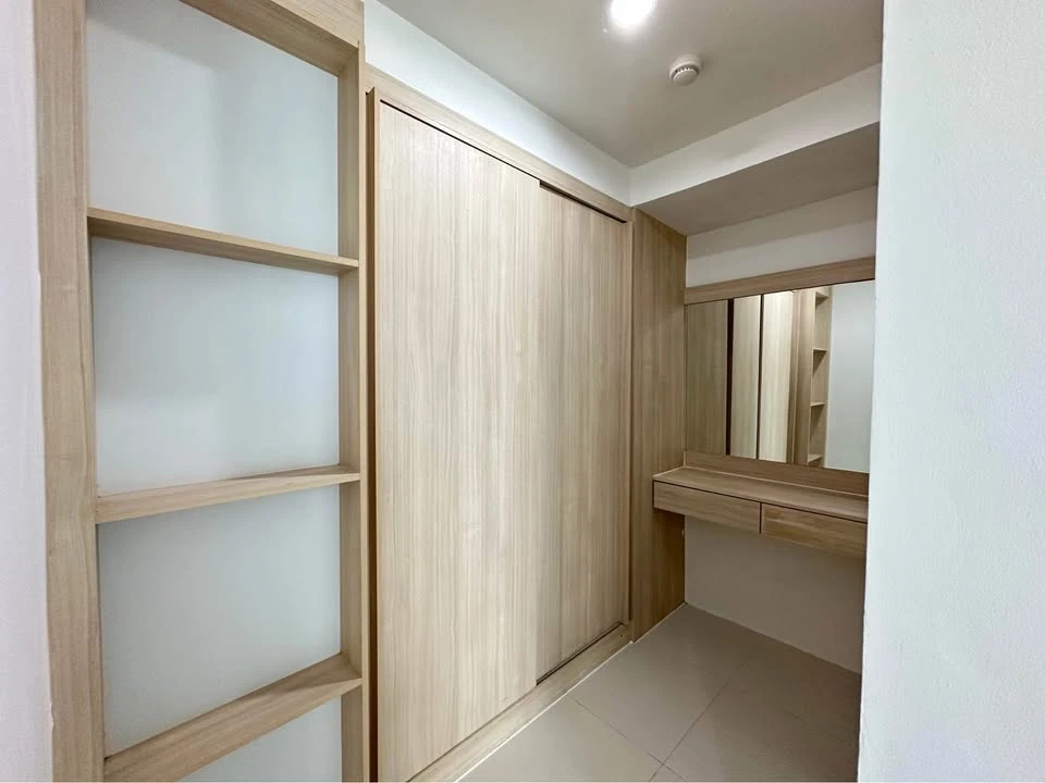 For sale: Park Siri Condo Resort Bangsaen, 1 bedroom, 1 bathroom, open view, cool breeze, fully furnished, reserve now!