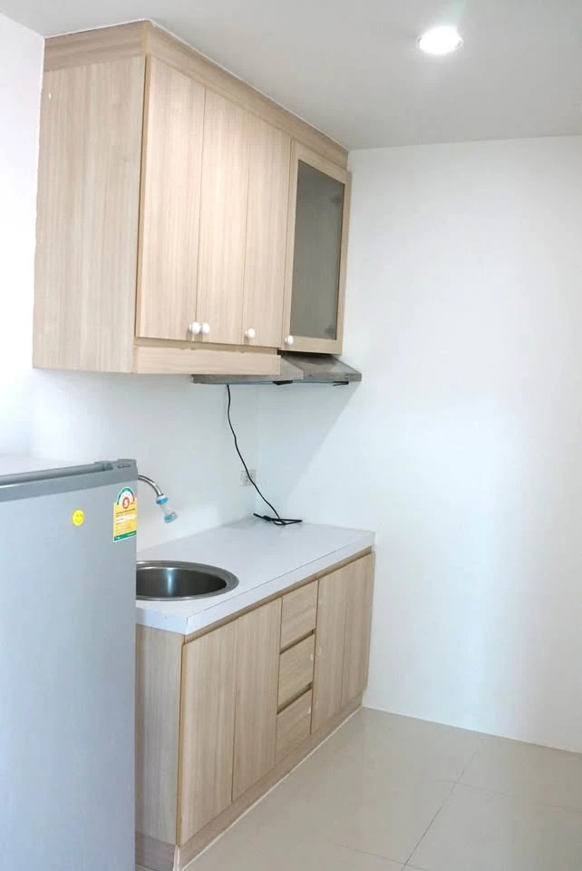 For sale: Park Siri Condo Resort Bangsaen, 1 bedroom, 1 bathroom, open view, cool breeze, fully furnished, reserve now!
