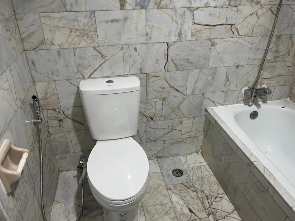 For sale: Pattaya Hill Resort, spacious rooms, lots of usable space, good location, comes with complete facilities, book now.