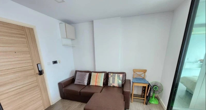 Selling a fully furnished 3rd floor unit at Pause Sukhumvit 103. Ready to move in. Interested buyers, please reserve now!