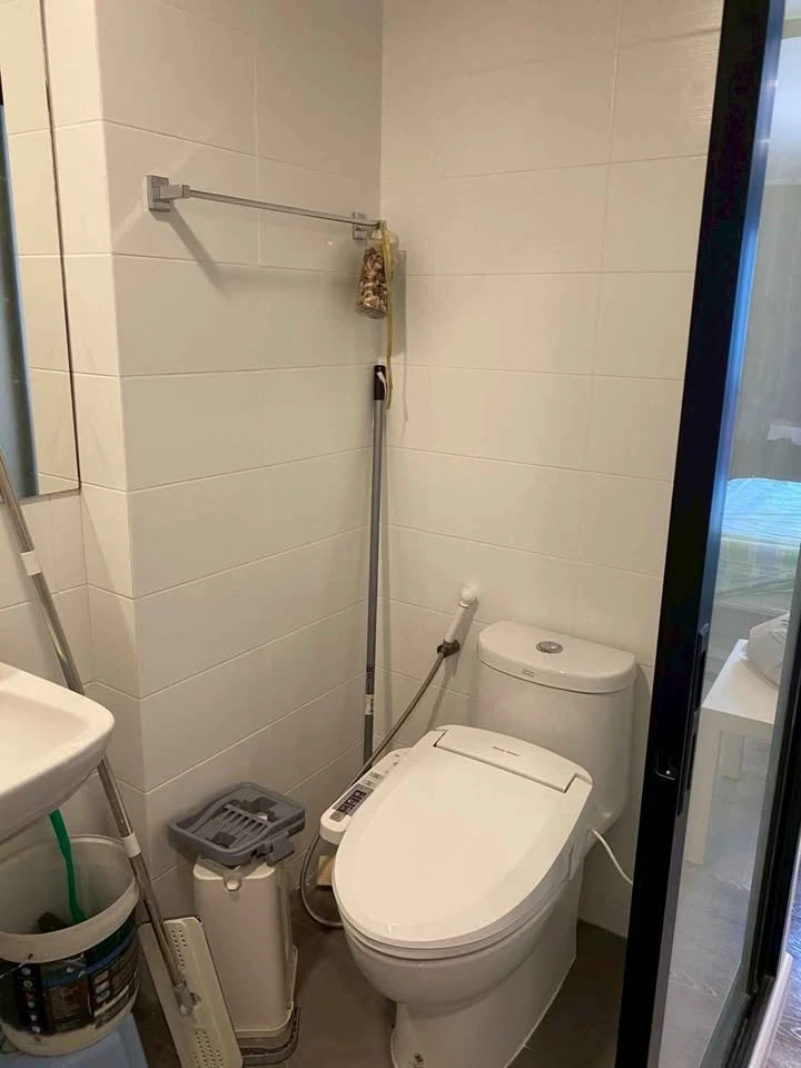 For sale: Pause Sukhumvit 103, fully furnished room with full functions, located in a prime location. Reserve now, get it first.