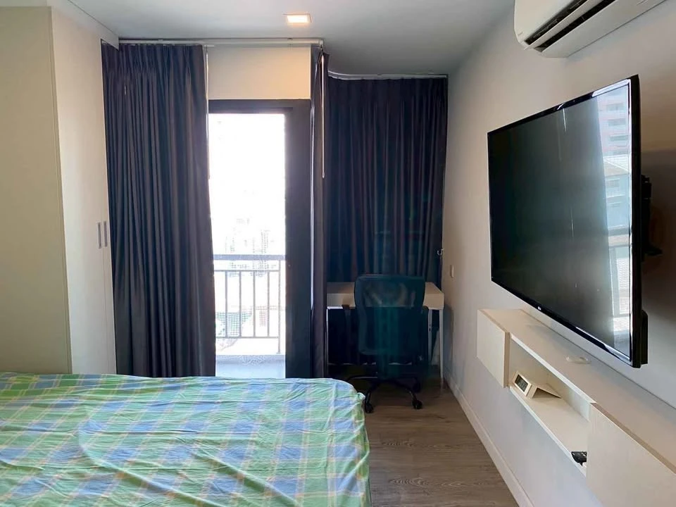 For sale: Pause Sukhumvit 103, fully furnished room with full functions, located in a prime location. Reserve now, get it first.