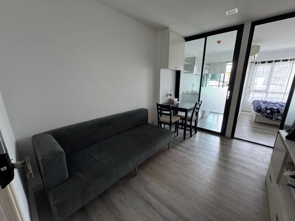 Selling a 1-bedroom, 1-bathroom unit at Pause Sukhumvit 115, 3rd floor, fully furnished. Book now!