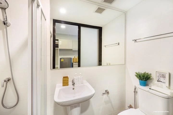 For sale or rent: Pause Sukhumvit 115, 1 bedroom, 1 bathroom, fully furnished. Don't miss out on this great deal.