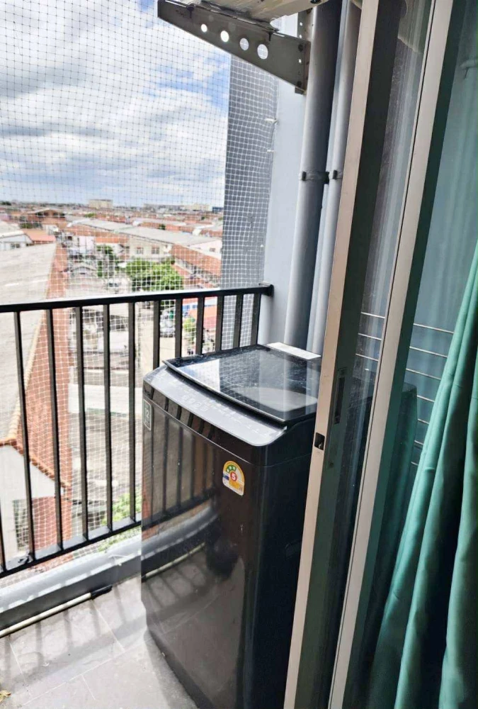 For sale: Plum Condo Bangyai Station, 1 bedroom, 1 bathroom, fully furnished. Don't miss out on this great deal.