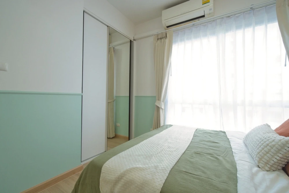 Plum Condo Bangyai Station for sale, 5th floor. Beautiful unit, fully furnished. Book now!