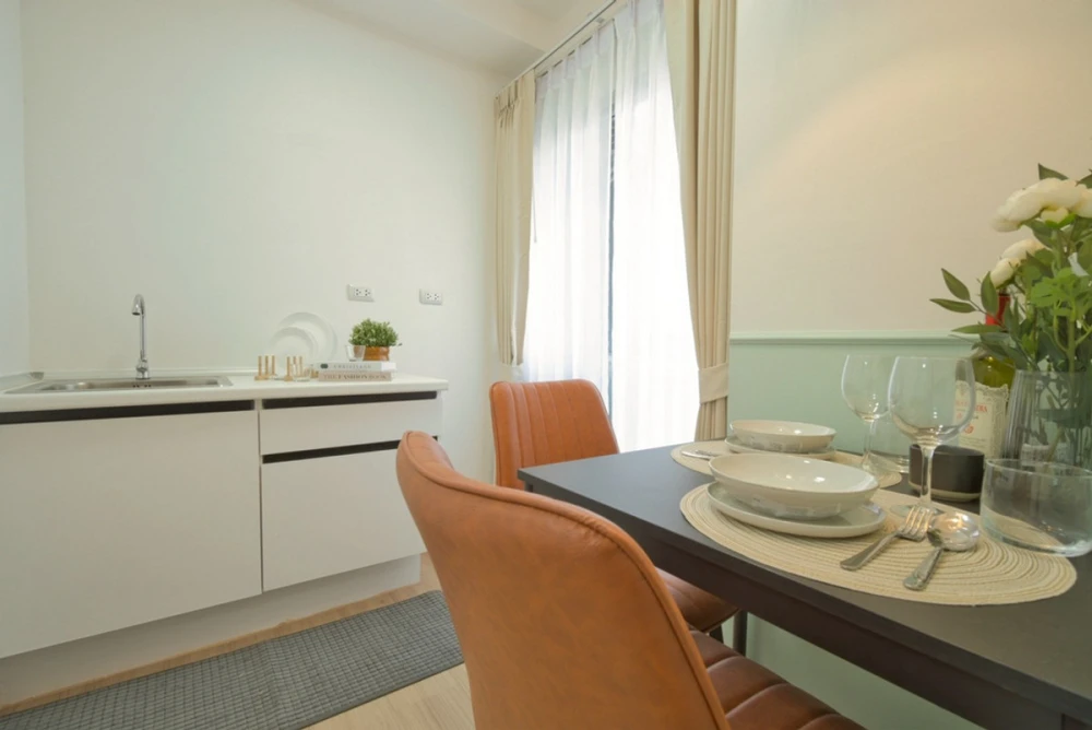 Plum Condo Bangyai Station for sale, 5th floor. Beautiful unit, fully furnished. Book now!