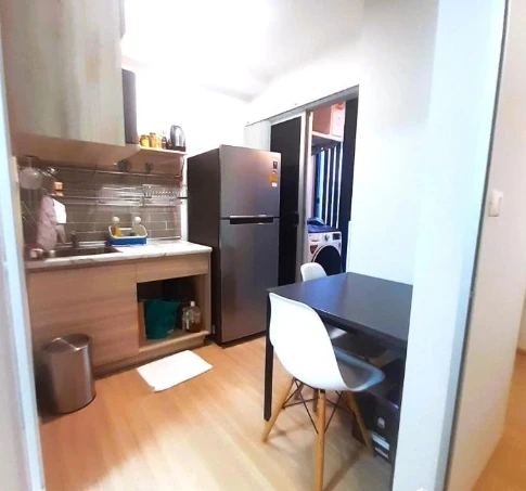 Plum Condo Chaengwattana Donmueang for sale, 8th floor, corner unit, Phase 3, fully furnished. Book now!